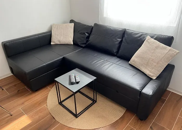 Apartment Mona Vir
